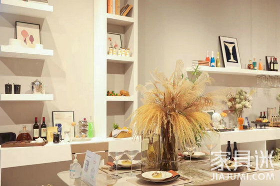 18餐廳展品