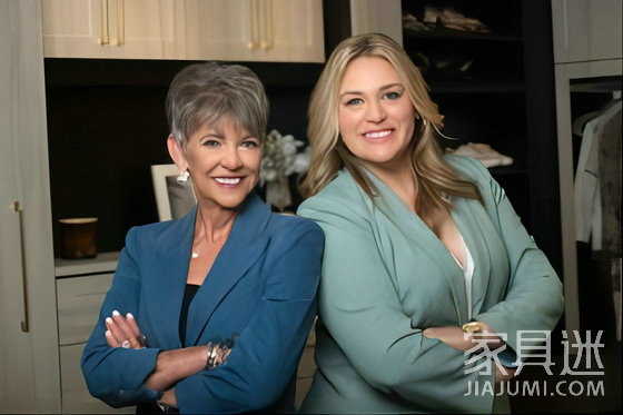 Lisa Carlquist和Lindsay Tillie